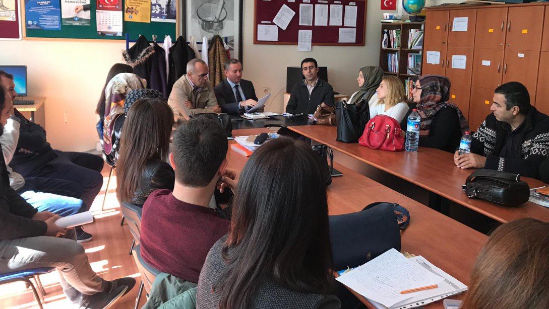 İlçe Milli Eğitim Müdürümüz Hasan KÖKREK ve İlçe Milli Eğitim Şube Müdürümüz Hüseyin KILIÇDAĞI Cumhuriyet Ortaokulu’nu Ziyaret Ederek “2023 Vizyon Belgesi” Hakkında Okul İdarecileri ve Öğretmenleri İle İstişarede Bulundu